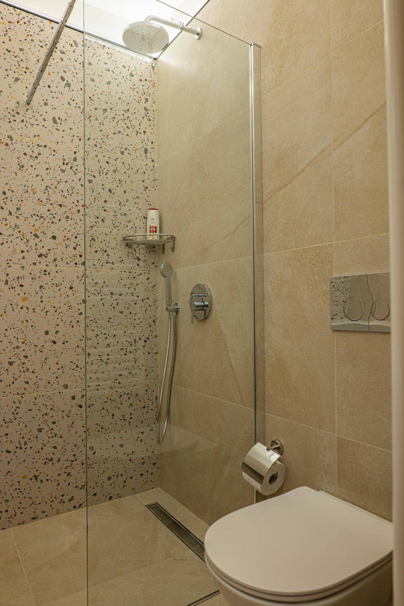 M Star Rooms, Private Parking, Sofia Top Center Luaran gambar