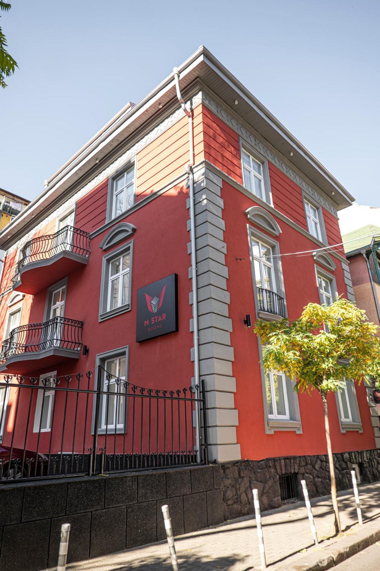 M Star Rooms, Private Parking, Sofia Top Center Luaran gambar
