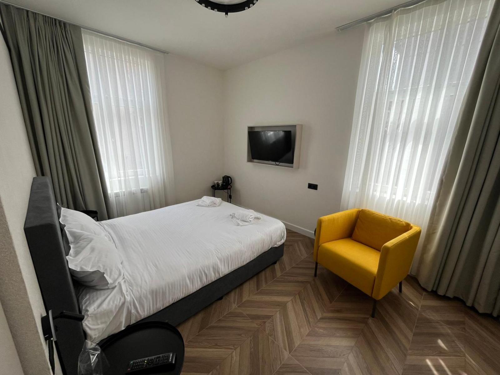 M Star Rooms, Private Parking, Sofia Top Center Luaran gambar